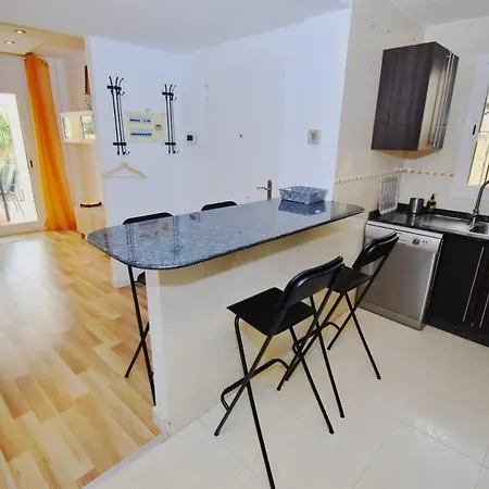 펜션 Townhouse Pool Terraces & Workspace *